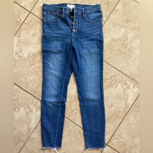 Madewell jeans   / 9” Mid-Rise Skinny   /   Size 28